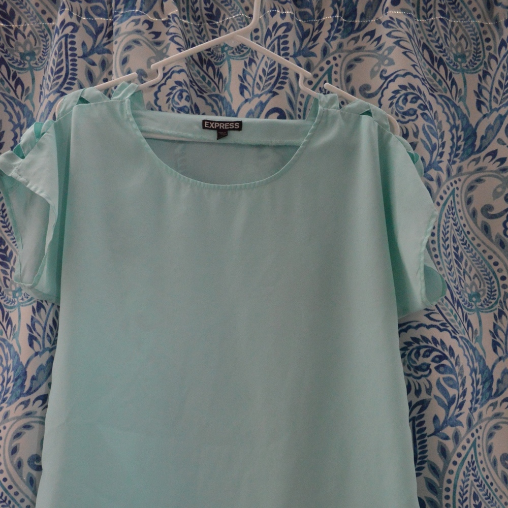 Express Women's Cold Shoulder Top